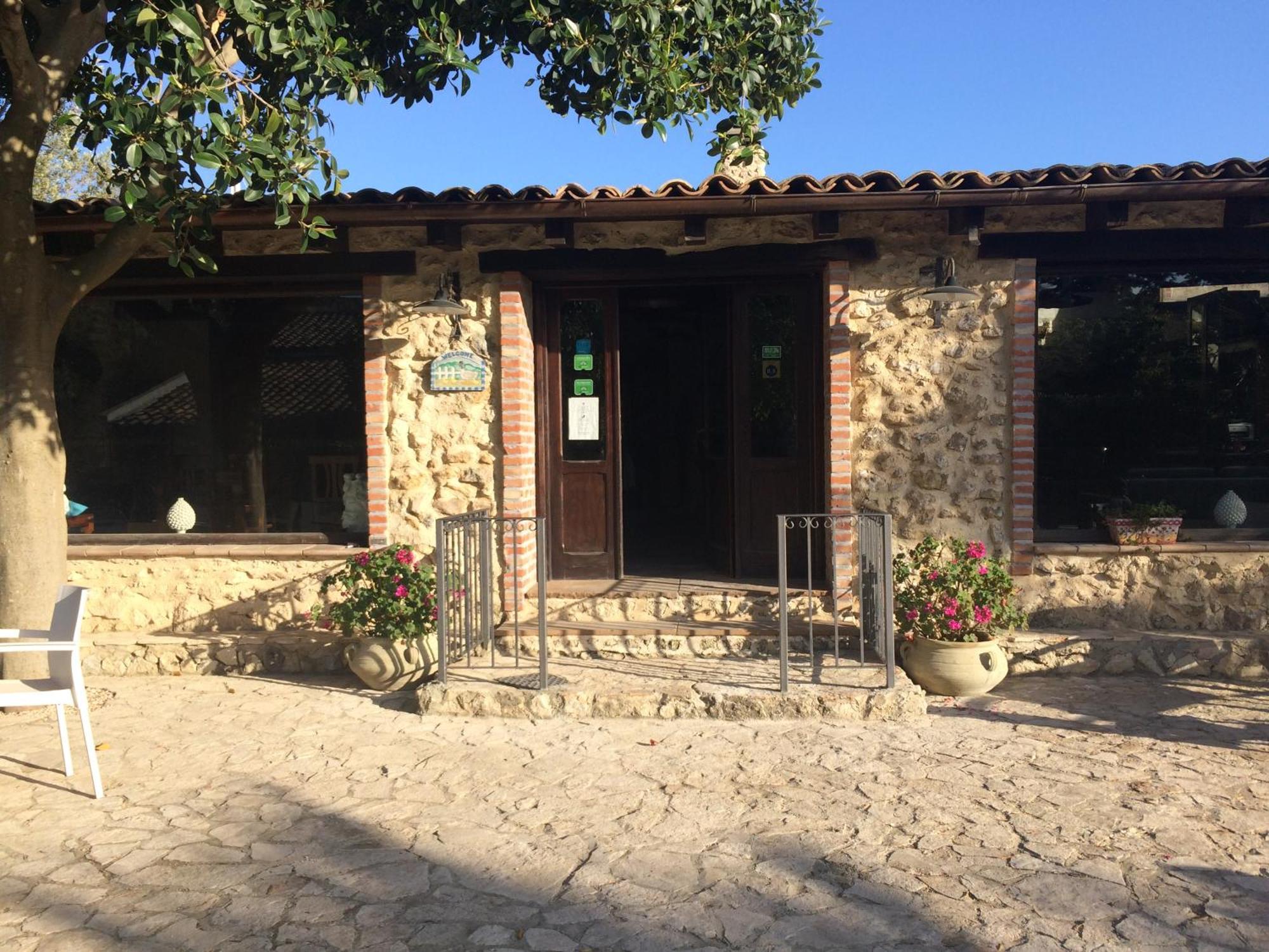 Agriturismo Roba Degli Ulivi Villa Agrigento Bagian luar foto