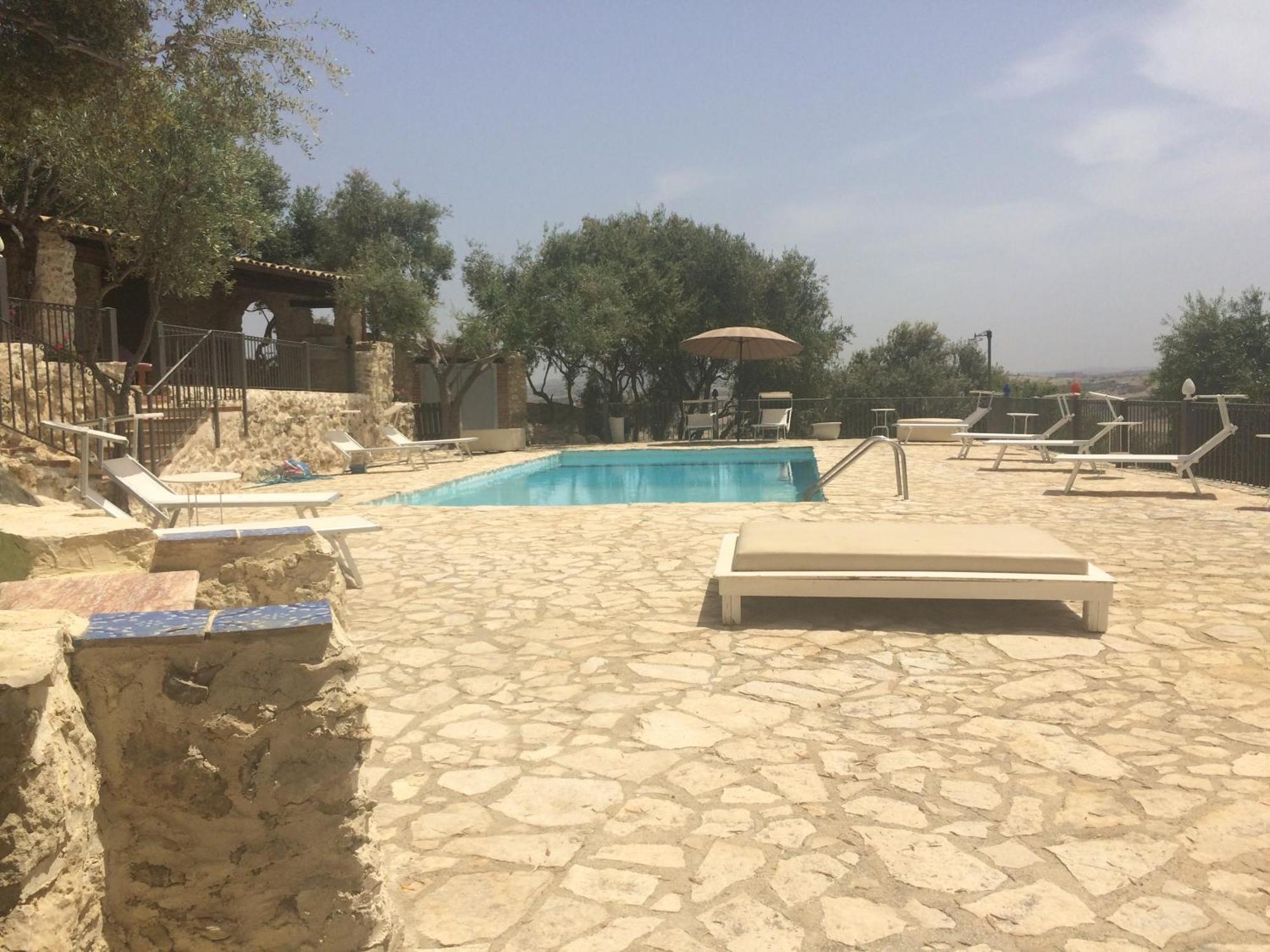 Agriturismo Roba Degli Ulivi Villa Agrigento Bagian luar foto